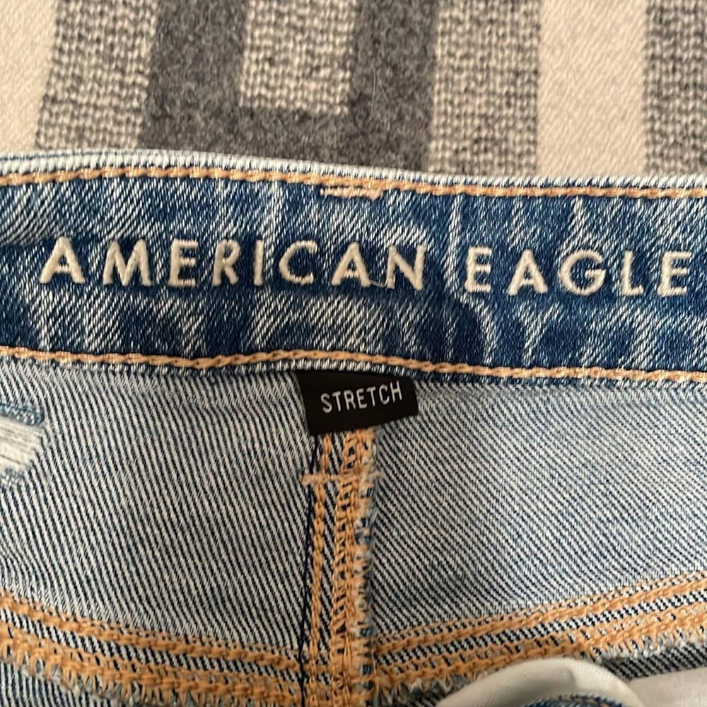 American Eagle Denim Jean Short - Picture 4 of 5